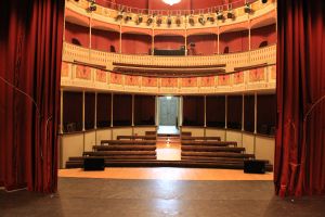 Vue depuis la scène du théâtre.jpg